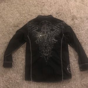 Men’s black long sleeve shirt